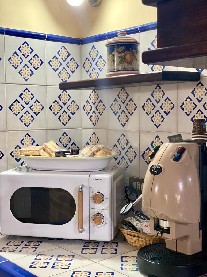 La Casa Dei Bouganville - Lo Stagnone Isole Egadi Marsala Kültér fotó